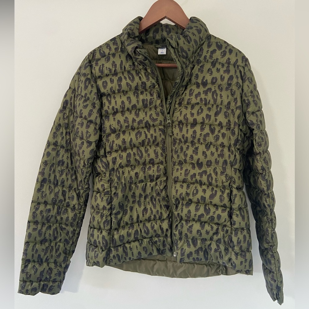 Old Navy animal print waterproof active jacket